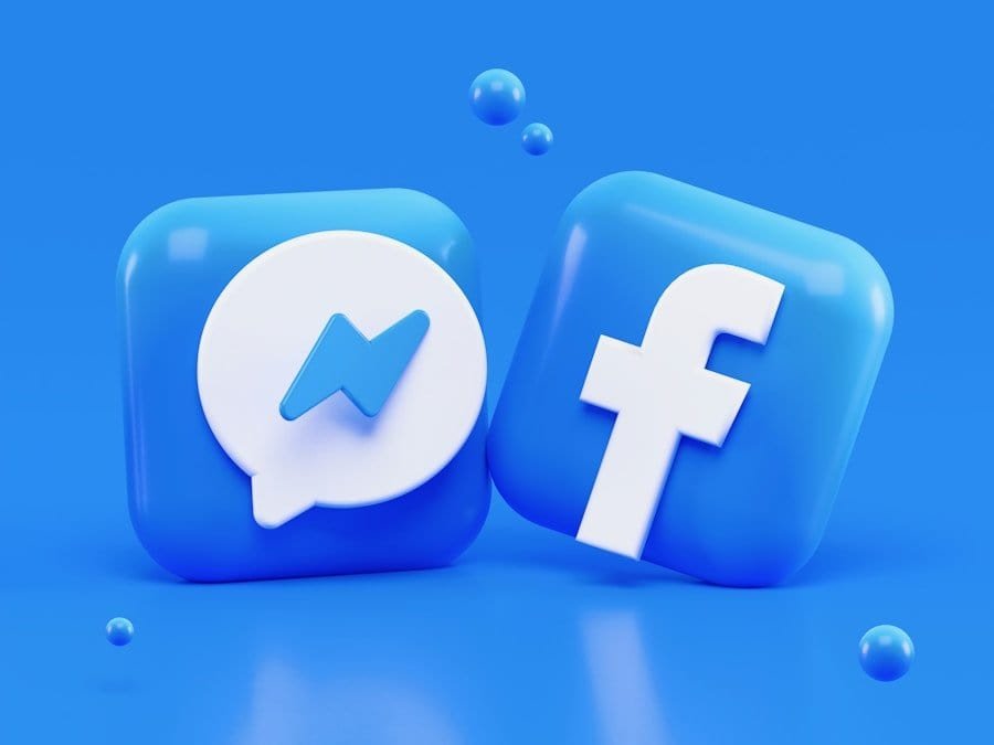 Two 3d icons representing facebook and messenger floating against a blue background.